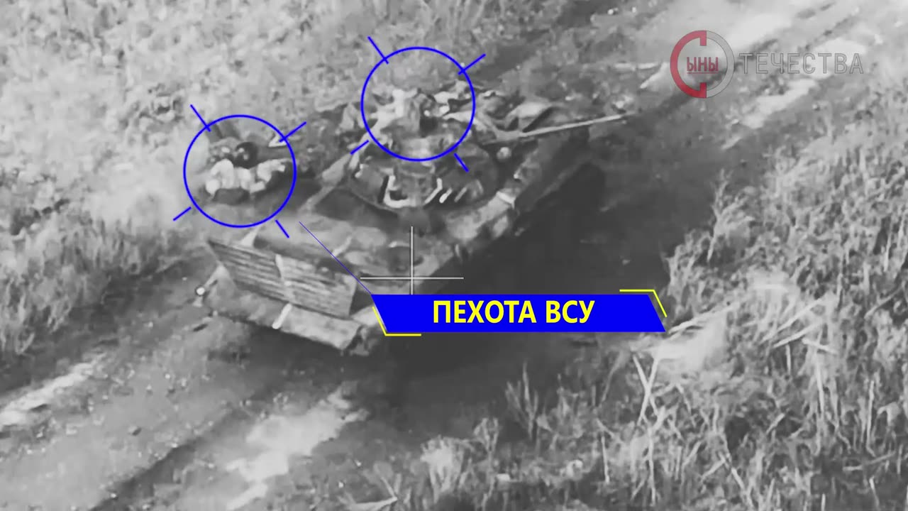 Russian Artillerymen Hit Ukrainians And Equipments