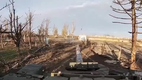 Russian Tank crews of the Southern Military District advanced to the specified area