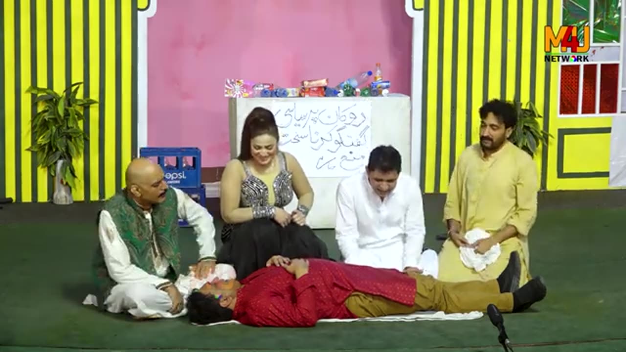 Amjad rana and ayan akhter guddo kaamal ( New Stage drama) comedy video