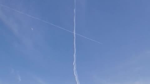 x shaped chemtrail cancer spray over iran's sky