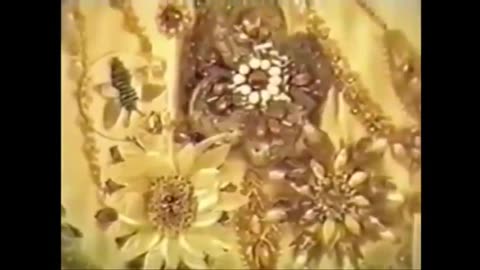 Linda Thompson - Egypt is Britain is Israel