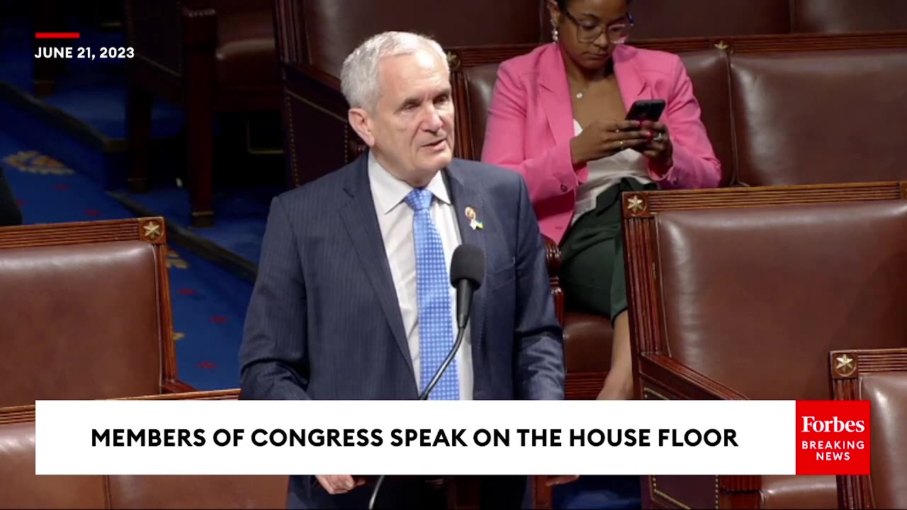 'Will Only Throw More Americans Into The Red'- Lloyd Doggett Unloads On GOP-Backed Insurance Bill