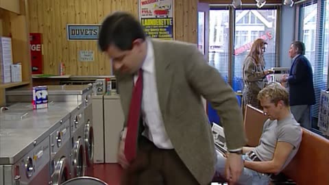 Bean_ARMY_Funny_Clips_Mr_Bean_Comedy_