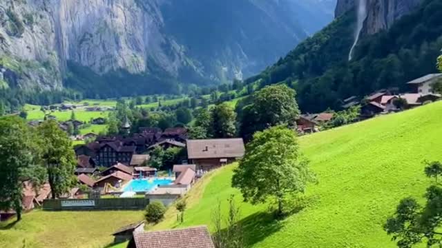 Lauterbrunnen Cable Car View 😍🇨🇭