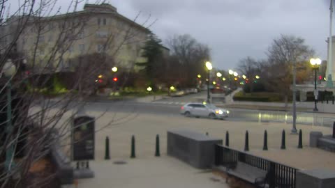 7196USCG00EastfrontSenateEggE_2021-01-05_07h00min01s620ms.mp4