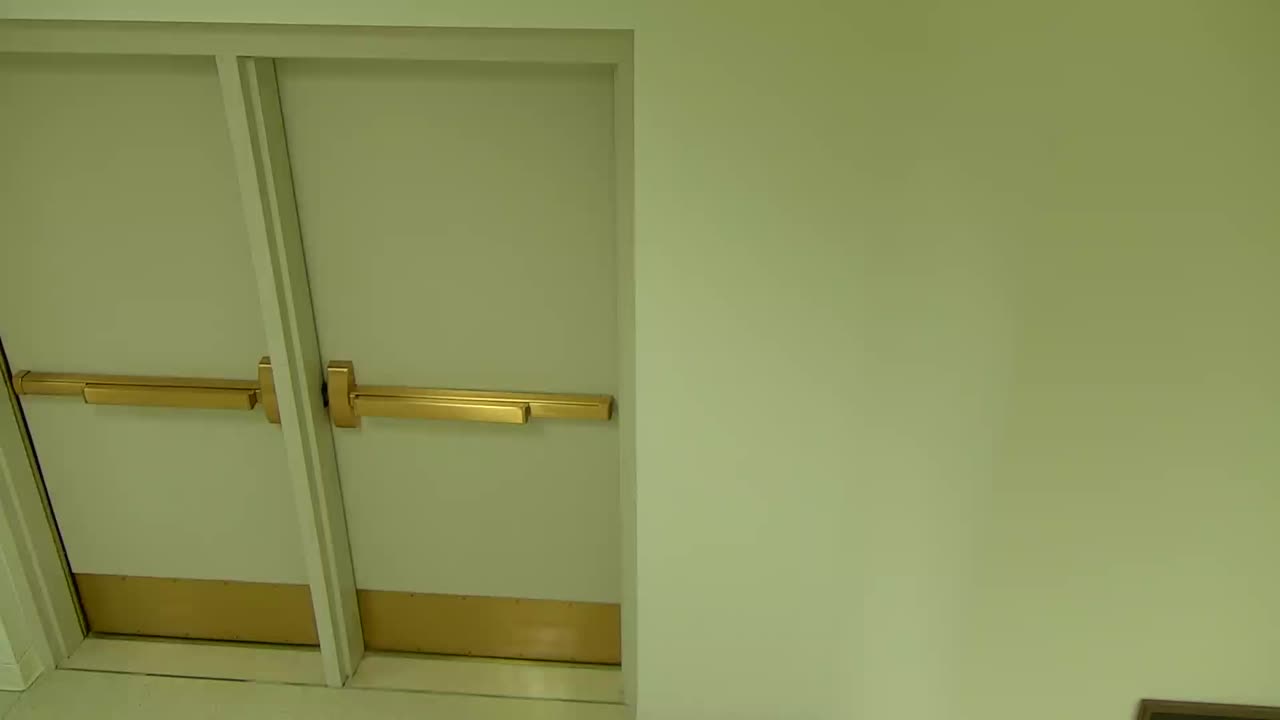 7083CVCLLSVC213_2021-01-05_04h40min01s863ms.mp4