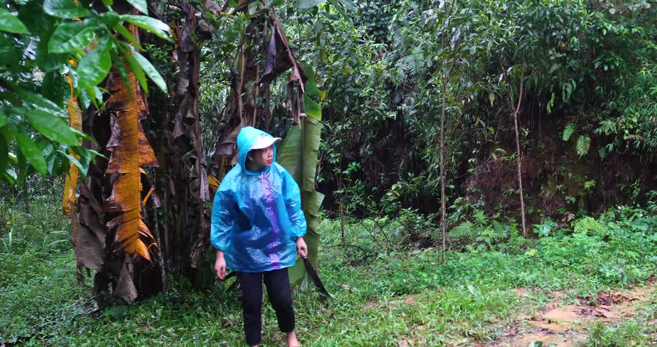 complete great shelter tent in the rain in forest-17