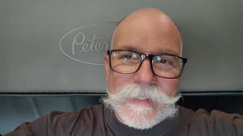 POTUS AND WOMEN IN BED 🛏 WITH THE SUPERIOR COLORS