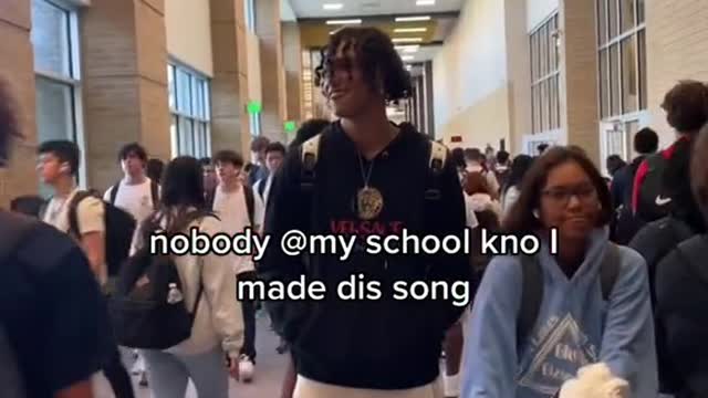 nobody @my school kno !made dis song