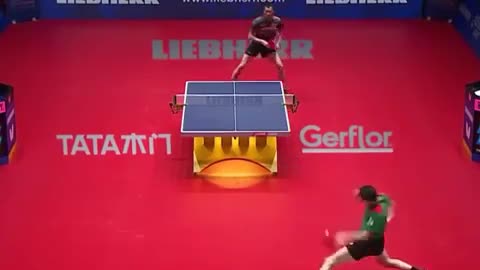 Laughing table tennis