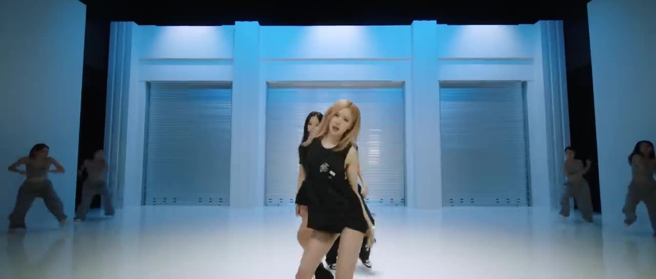 BLACKPINK - ‘Shut Down’ DANCE PERFORMANCE VIDEO