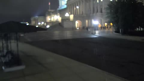 7213USCG00SenateTrolleyStop_2021-01-05_02h00min00s167ms.mp4
