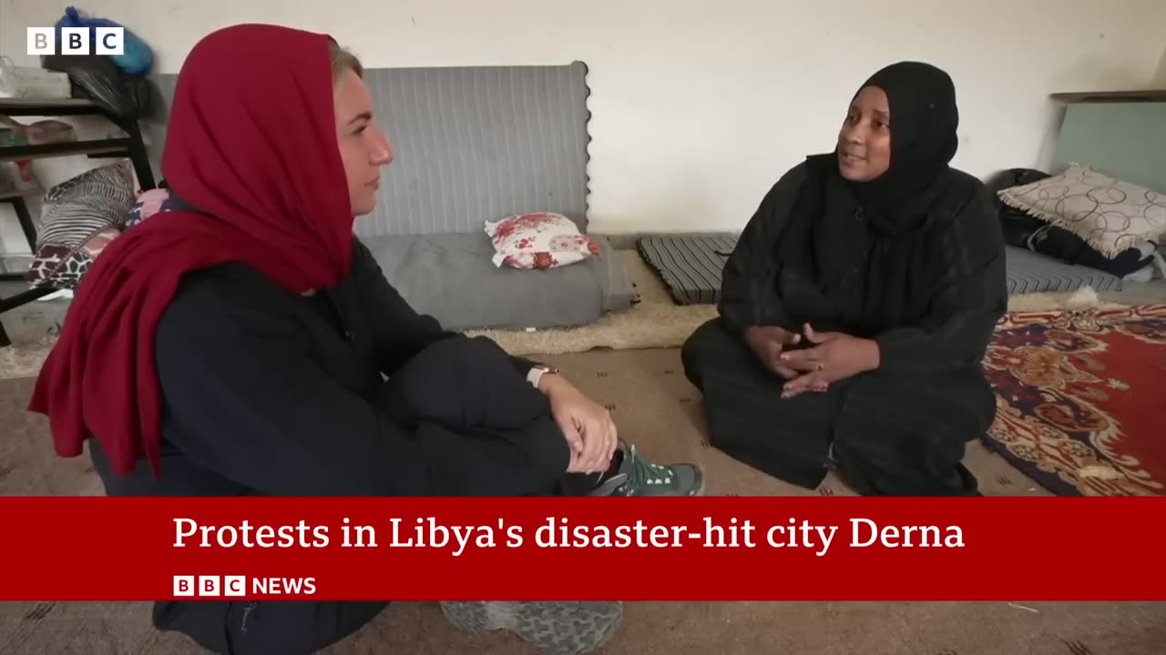 Libya flooding: Protests take place in disaster-hit city of Derna - BBC News