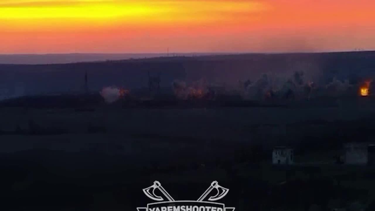 Bombardements et munitions incendiaires sur les positions ukrainiennes restantes à Bakhmut