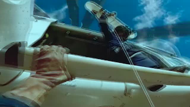 This is how a dramatic helicopter rescue in the middle of the NSW floods
