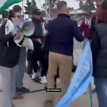 A brawl breaks out between Pro-Palestine protestors and fed up Jews at a protest in Winnipeg