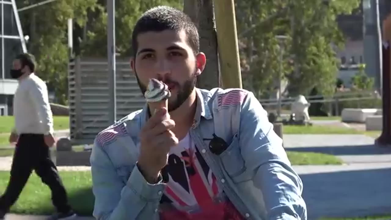 Blind man eating ice cream and flirting with girls ...please follow me