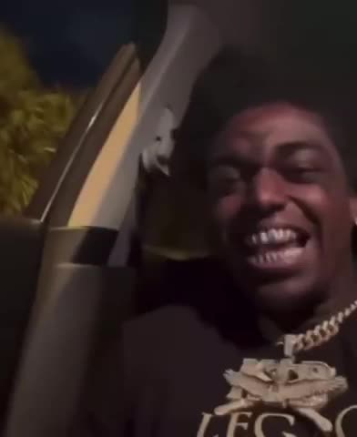 A SHAMELESS BLACK WOMAN EVE WANTS TO HAVE SEXUAL INTERCOURSE WITH KODAK BLACK🕎Ecclesiasticus 26:10