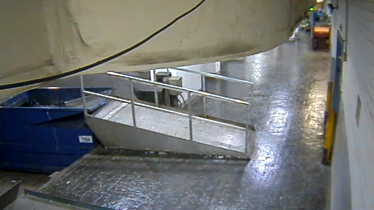 3803FHOBBALoadingDock_2021-01-06_02h00min00s743ms.mp4