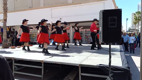 Baile en el dia de la Familia Chihuahua 2 de 4