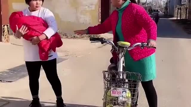 Chinese Family Funny Video 2022