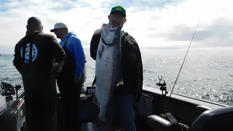 ASTORIA CHINOOK FISHIN PART 2