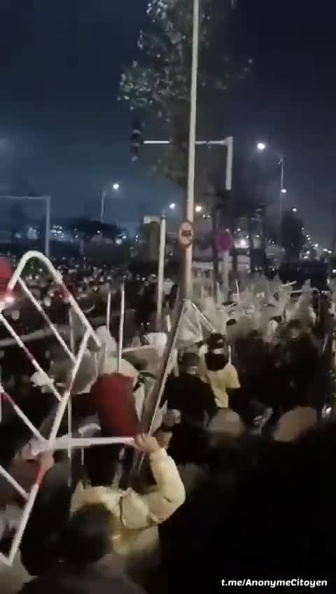 Pure i cinesi si sono rotti il cz