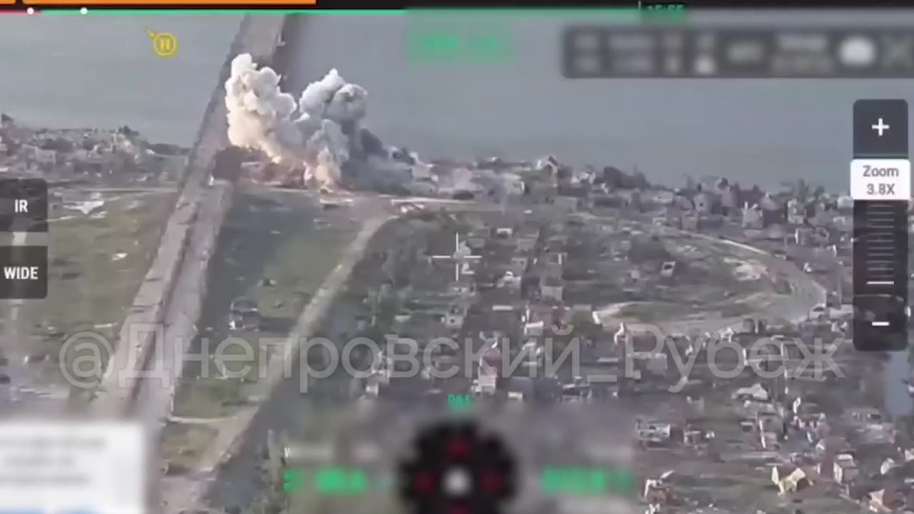 Russian aviation struck near the Antonov Bridge using planning bombs.