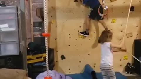 Kid Amazingly Clears Ninja Course Designed by His Dad in Basement of Their House