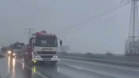 Holland - Hundreds of Dutch trucks head to Rotterdam