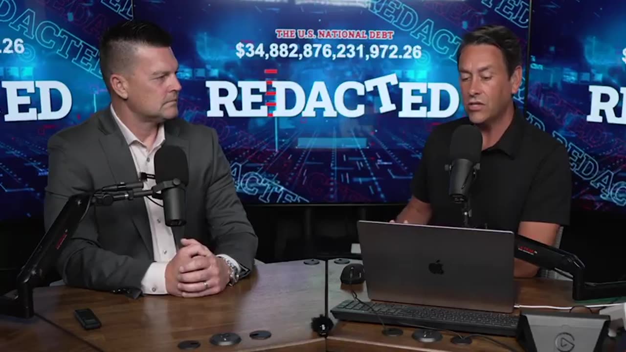 "Americans have no idea what's about to hit them, it's STUNNING" Fmr. Border Agent | Redacted News