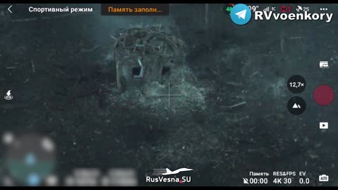 Assault in the ruins near Donetsk: a fearless fighter destroys a firing point of UAF