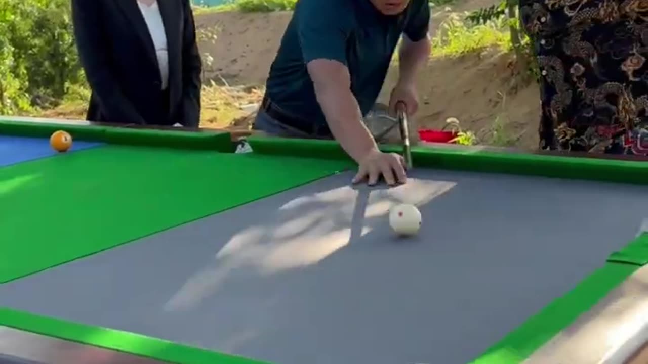 Funny billiard moment part 5