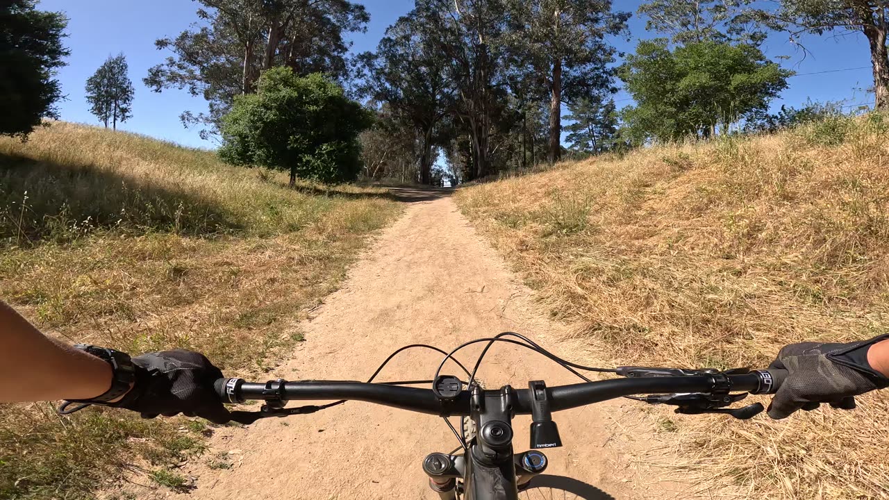 [MTB] Lake Chabot Regional Park (Castro Valley, CA); Lake Loop Trail (West)