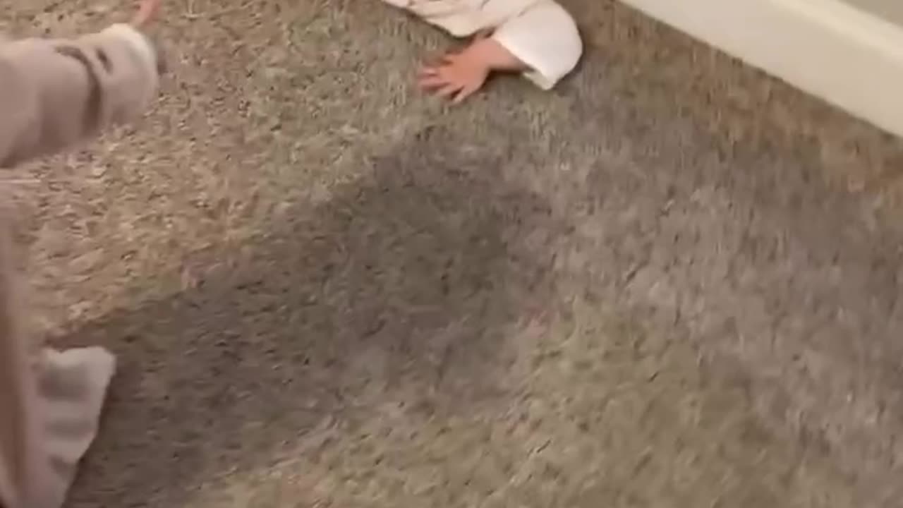 Her little point 😂