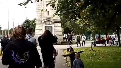 Blackpool stanley park memorial clock