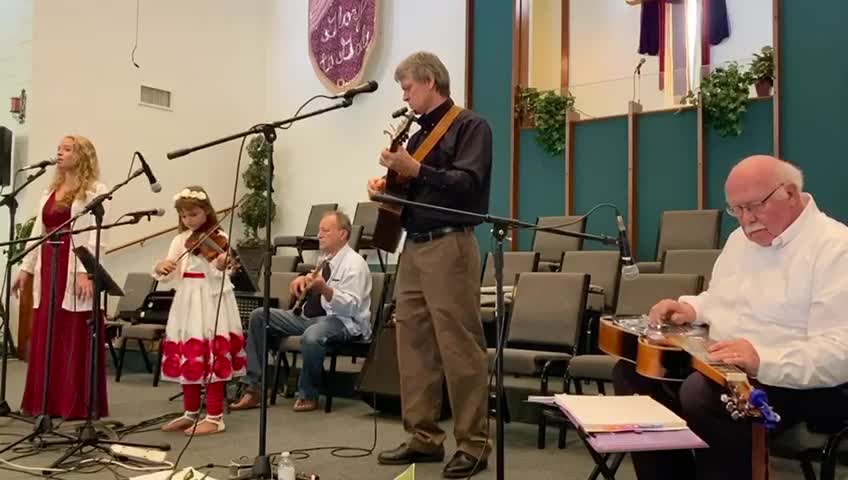 Mary did you Know - 8 year old Elizabeth Ayres with Dean Johnson, Jack Metzger, and Charlie Fournier