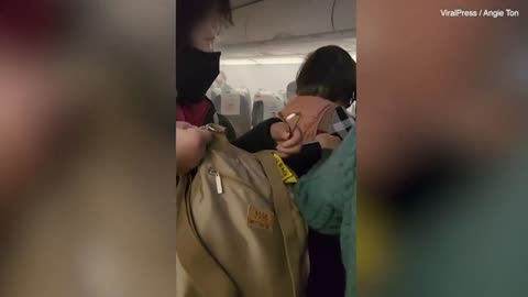 Fire on Taiwan to Singapore plane after portable charger explosion