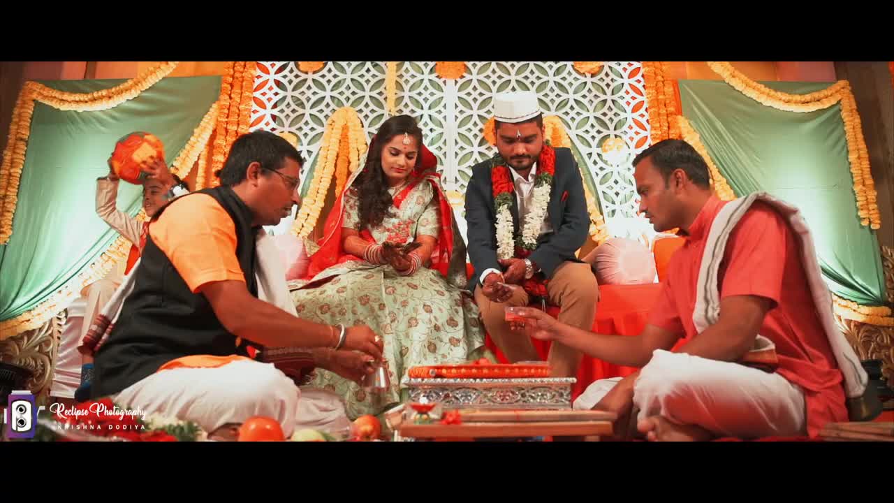 Vivek x Pooja - Wedding Film _ Reclipse Photography & Films _ Piya Ghar Aavenge _ Seema Minawala