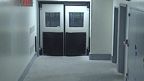 6105RHOBSBNWCorridornearStair6_2021-01-05_01h40min01s887ms.mp4