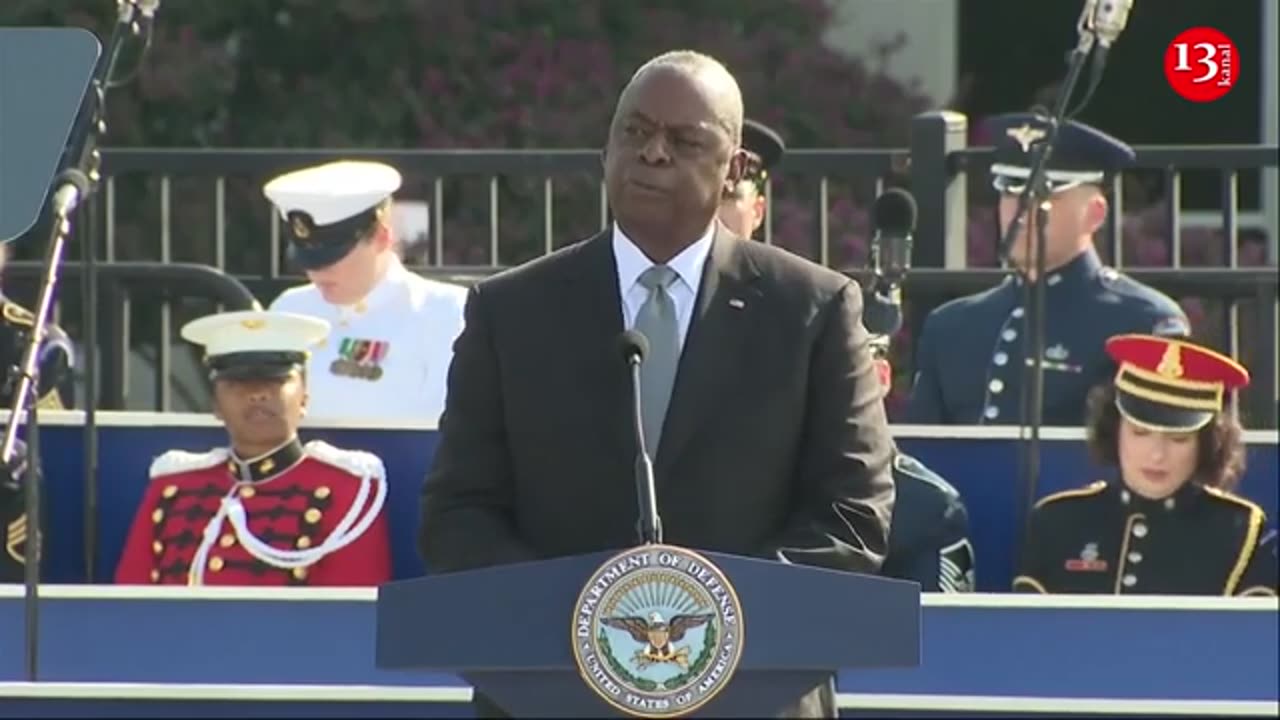 Solemn ceremony held outside Pentagon to remember 9/11