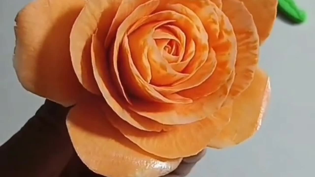 Amazing artist making flower of fruit