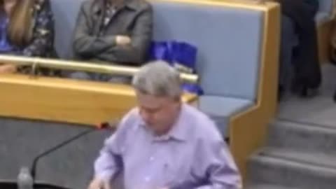 Canadian gets standing ovation laying out Klaus Schwab’s plan to enslave the world…🔥🔥🔥