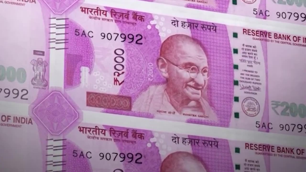 Rs 2000 notes to be scrapped, exchange them by Sep 30