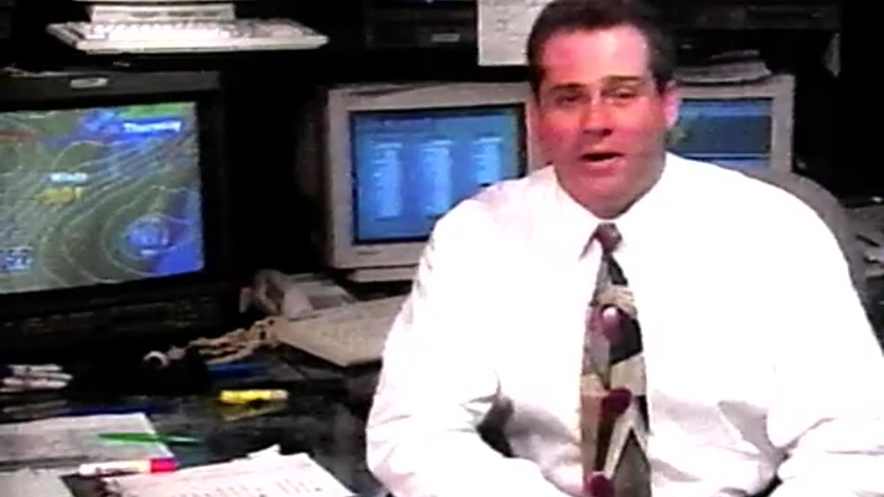 June 7, 2000 - WXIN Indianapolis 10PM News Headlines