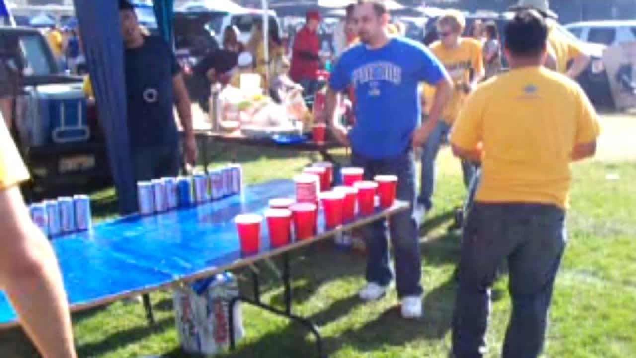 San Jose State University — Fall 2009: Homecoming Tailgate Party - Comm Club #2