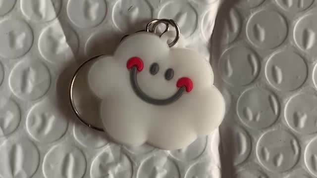 Key Pendant - smiling face cloud