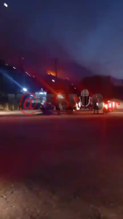 makeleio.gr - Μεγάλη φωτιά στο Αίγιο