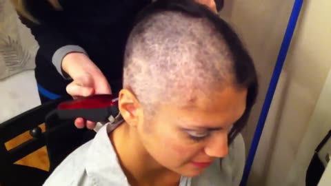 Cute headshave in the bathroom