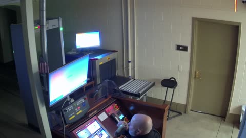 5132CHOBBAGarageScreening1_2021-01-05_04h41min55s110ms.mp4